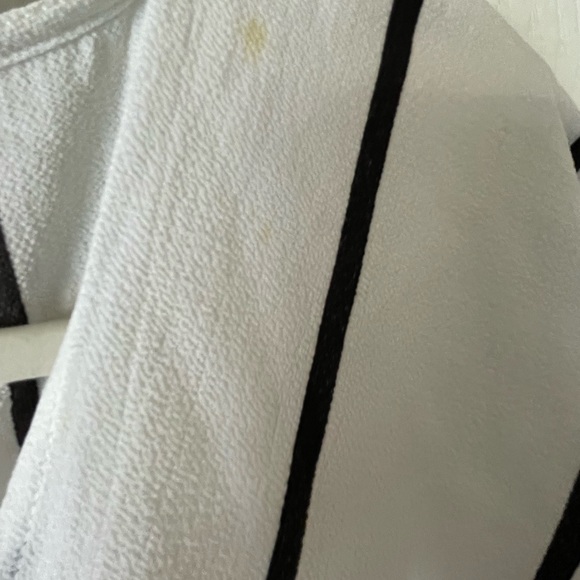 Black and white cardigan - Picture 4 of 5